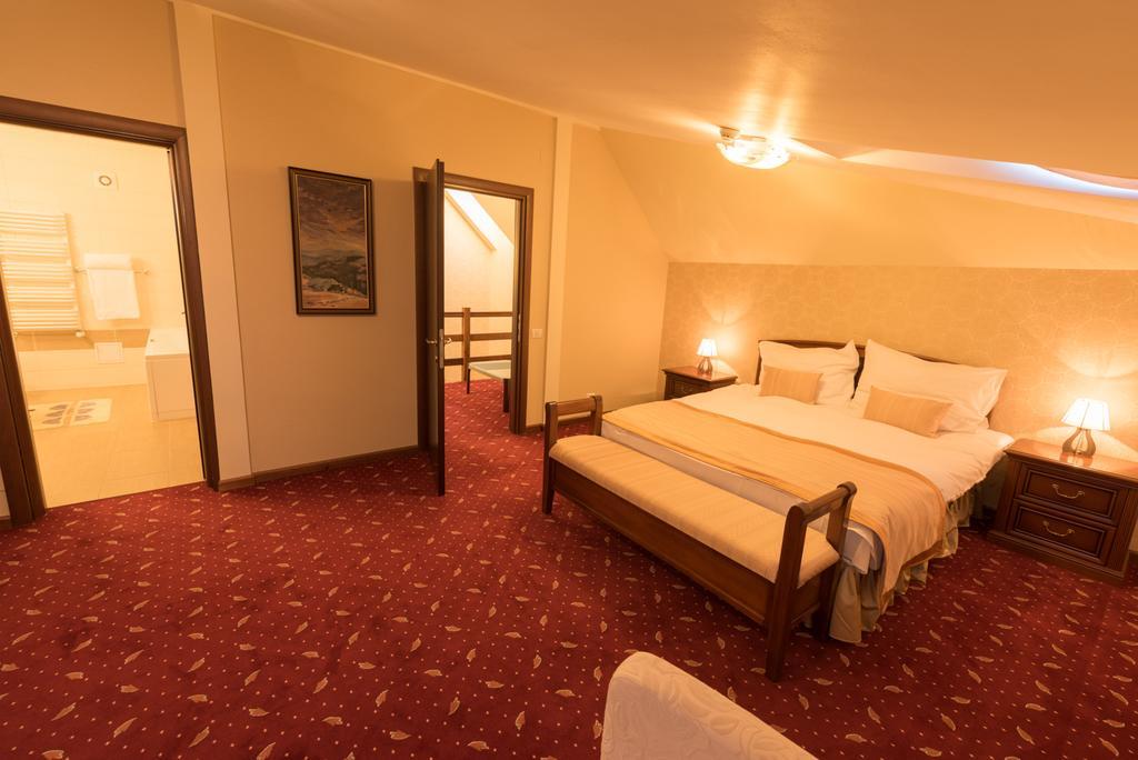 Edelweiss Poiana Hotels Пояна Брашов Екстериор снимка