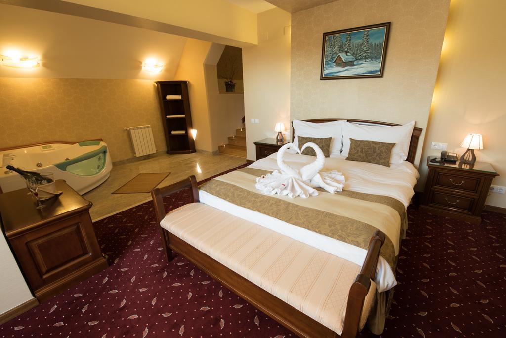 Edelweiss Poiana Hotels Пояна Брашов Екстериор снимка