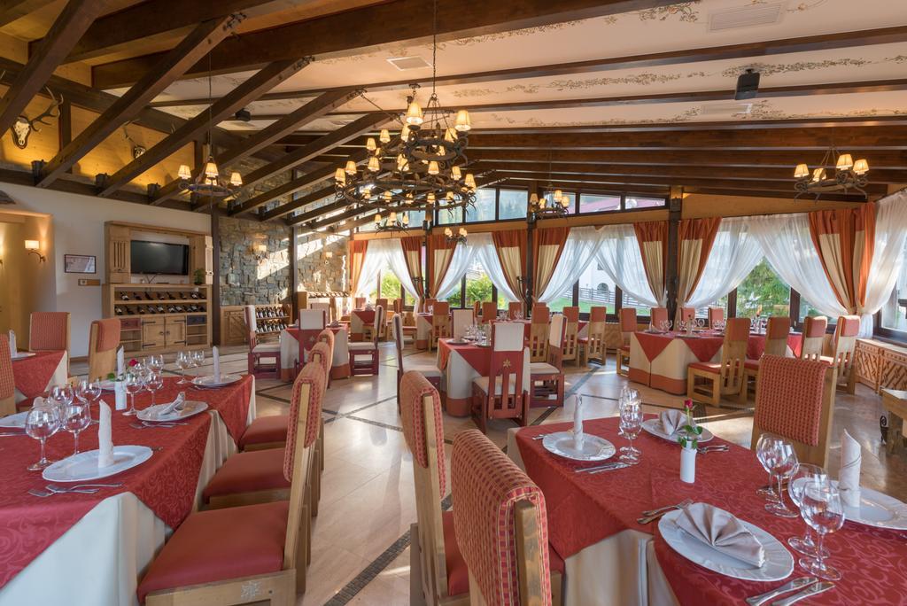 Edelweiss Poiana Hotels Пояна Брашов Екстериор снимка