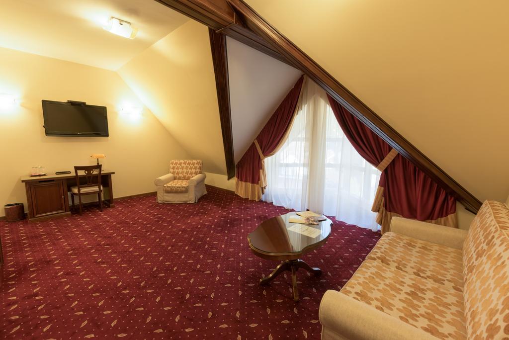 Edelweiss Poiana Hotels Пояна Брашов Екстериор снимка