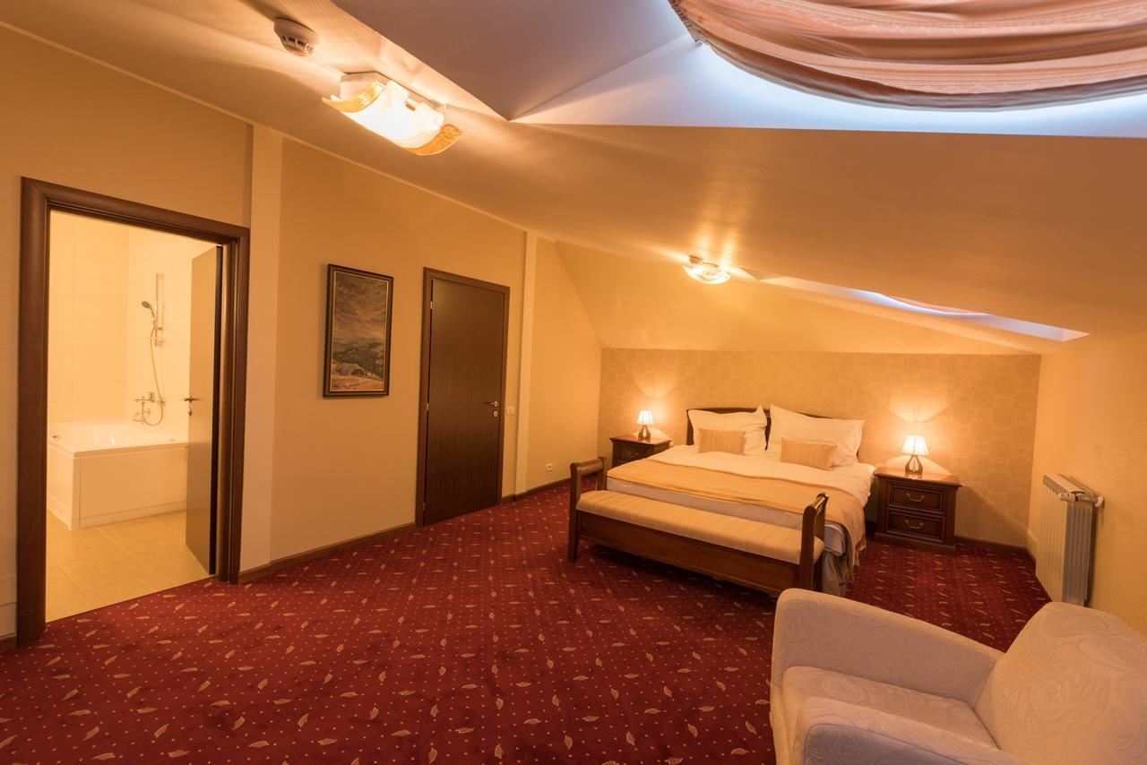 Edelweiss Poiana Hotels Пояна Брашов Екстериор снимка